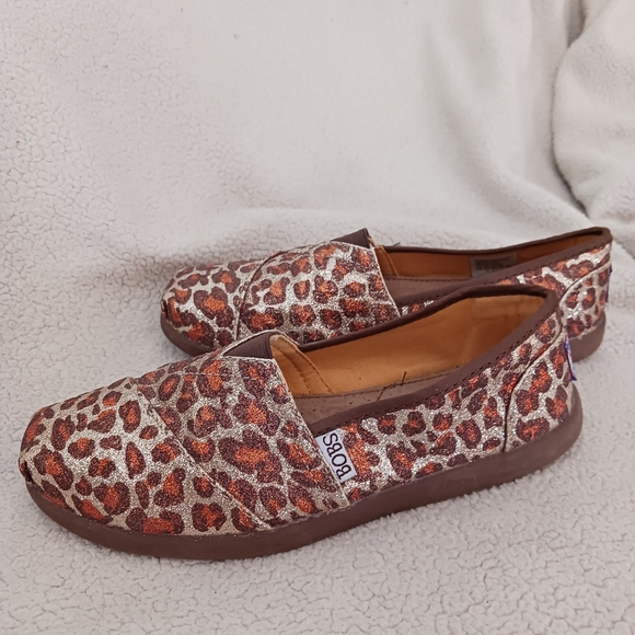 Bob's from Sketchers - Picture 2 of 5